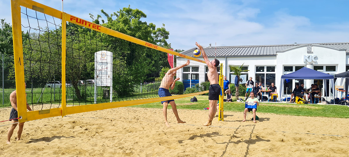 Beach Volleyball im KJC
